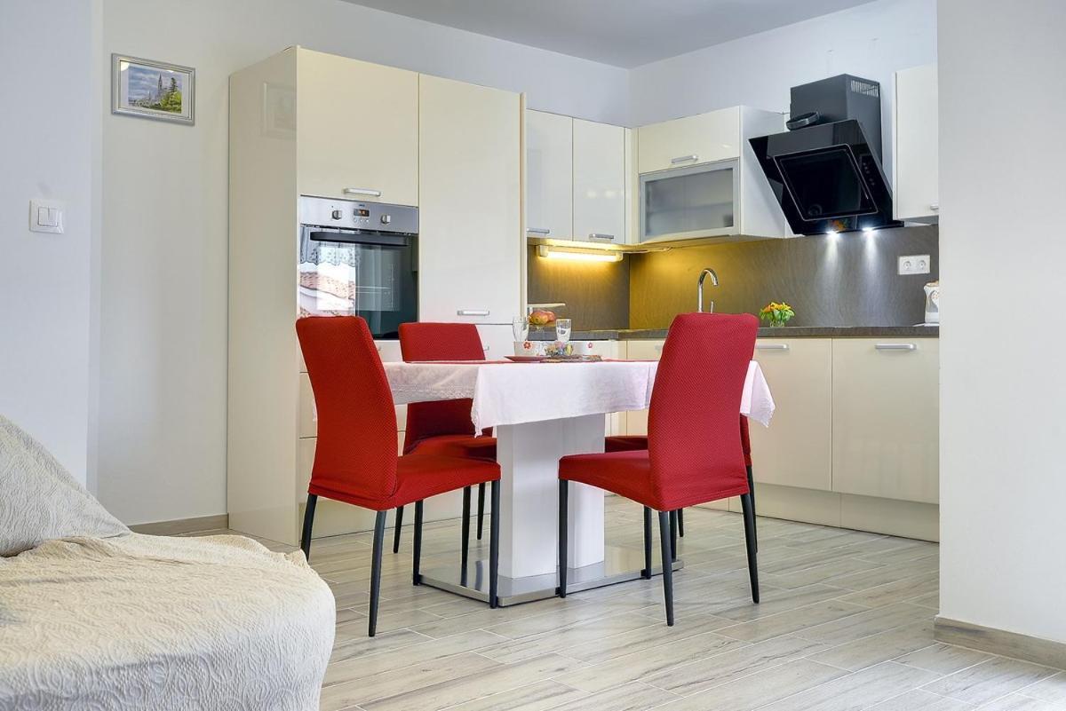 Apartments Elviana Pula Ngoại thất bức ảnh